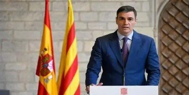 Pedro Sánchez condamne les propos racistes visant les Bleus : un message fort avant la demi-finale